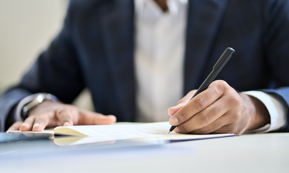 Le Kbis : décryptage des informations obligatoires pour les entreprises