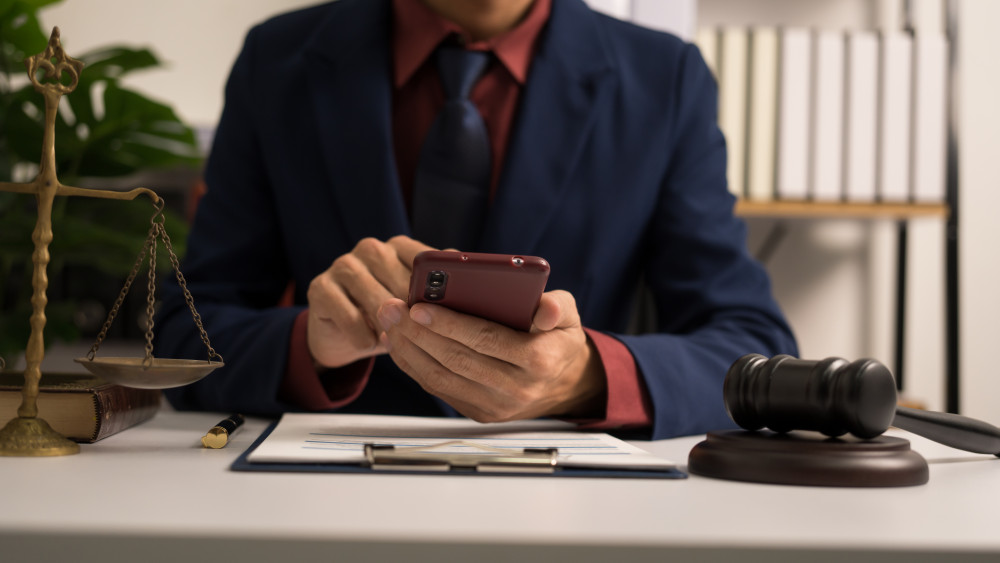 La force obligatoire du contrat : un principe fondamental en droit civil