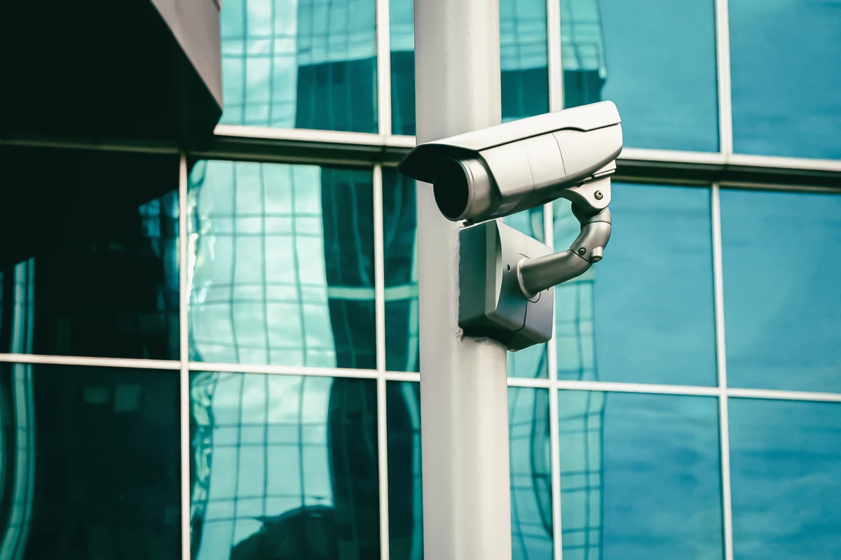 Vidéosurveillance dans les conciergeries Airbnb : Cadre légal et bonnes pratiques