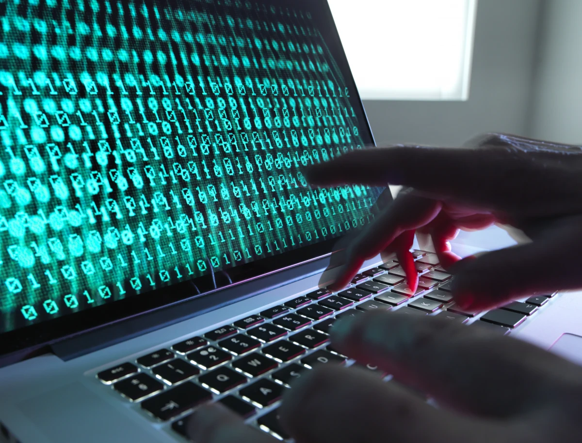 La cybercriminalité en France : un défi juridique complexe